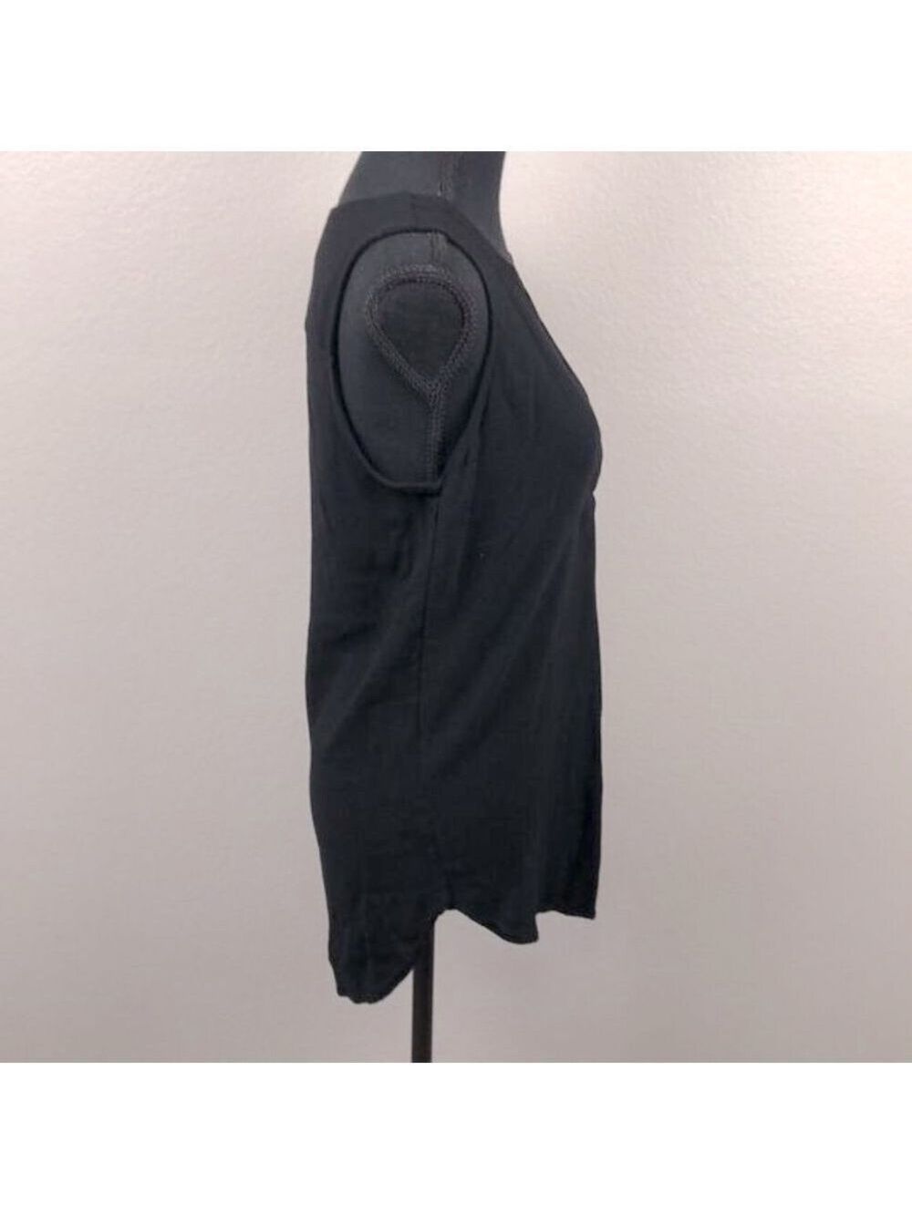 Witchery Black Sleeveless Blouse V-Neck Round Hem Pleated Tunic Tank Top 8 - Picture 6 of 11
